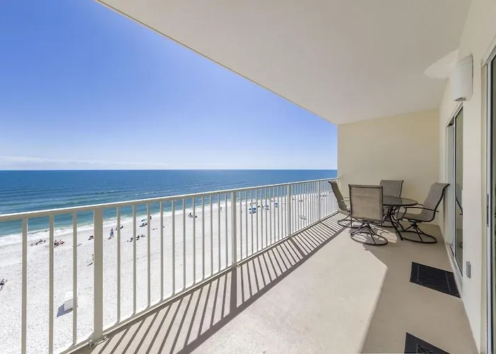 Holiday home Crystal Shores 606